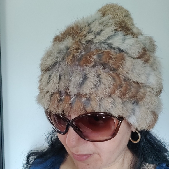 Genuine Rabbit Fur Woven Beanie Hat by Pleau Boutique - Picture 11 of 12